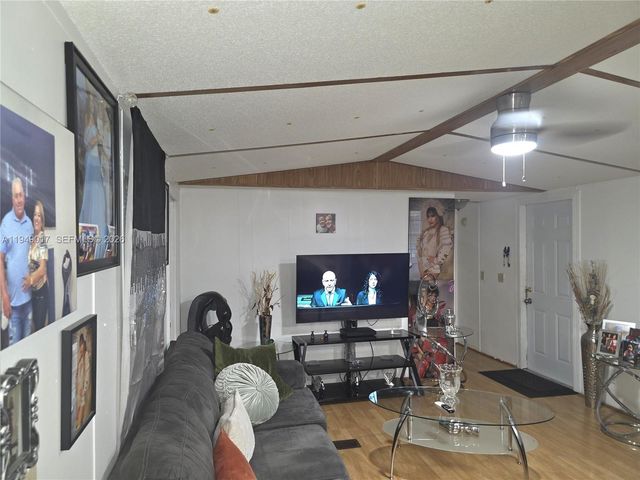 575 VERO AVE, Clewiston, FL 33440