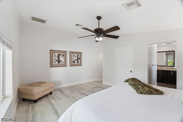 1023 El Valle AVE, Fort Myers, FL 33919