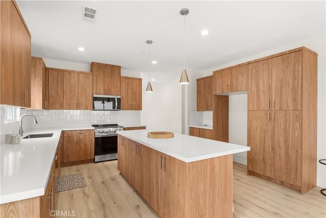9265 Duncan Avenue, Riverside, CA 92503