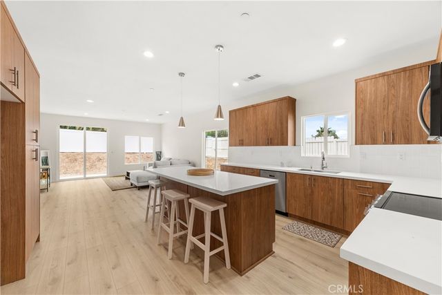 9265 Duncan Avenue, Riverside, CA 92503