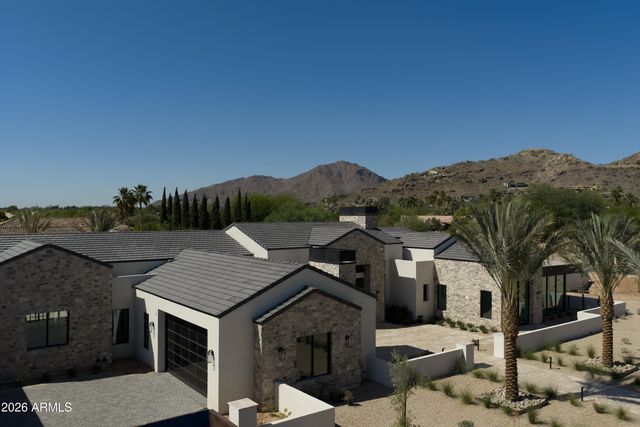 7301 N MOCKINGBIRD Lane, Paradise Valley, AZ 85253