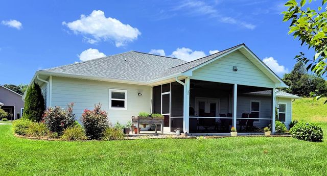111 Riverwalk Circle, Hayesville, NC 28904