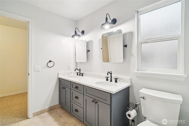 23918 SE 5th Street, Sammamish, WA 98074