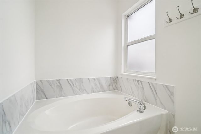 23918 SE 5th Street, Sammamish, WA 98074