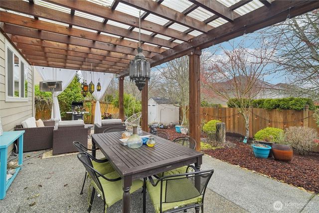 23918 SE 5th Street, Sammamish, WA 98074