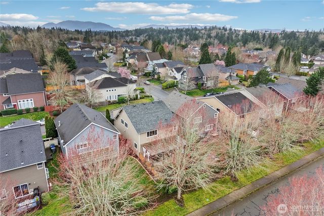23918 SE 5th Street, Sammamish, WA 98074