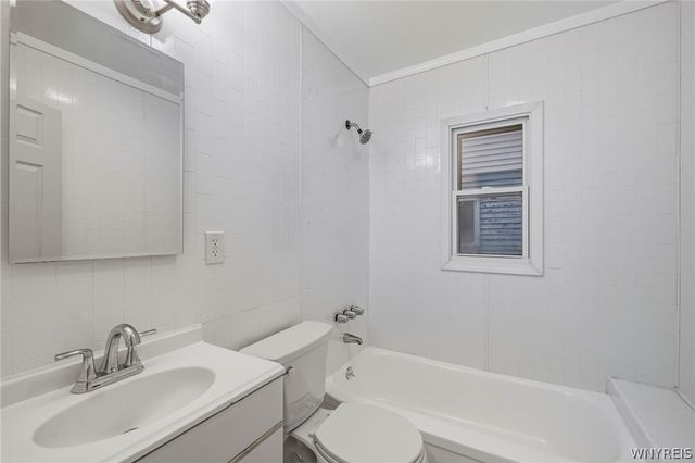 31 Thatcher Avenue, Buffalo, NY 14215