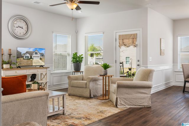 205 SPRINGDALE LANE, Columbiana, AL 35051