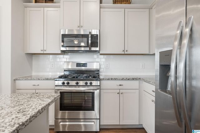 205 SPRINGDALE LANE, Columbiana, AL 35051