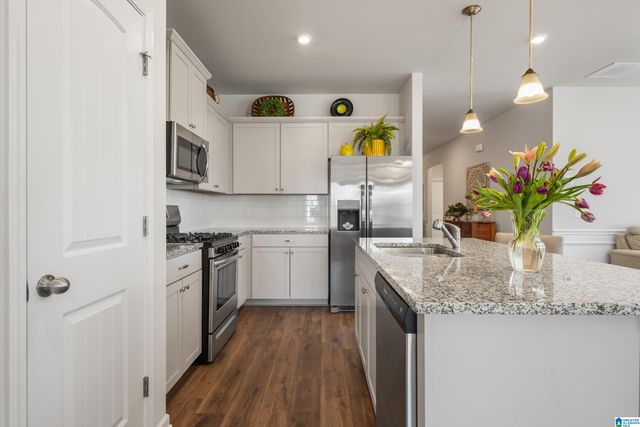 205 SPRINGDALE LANE, Columbiana, AL 35051