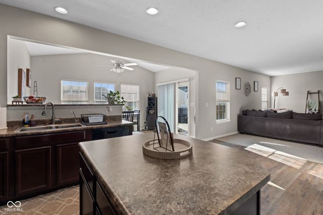 2927 Welcome Way, Greenwood, IN 46143