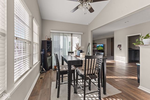 2927 Welcome Way, Greenwood, IN 46143