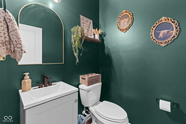 2927 Welcome Way, Greenwood, IN 46143