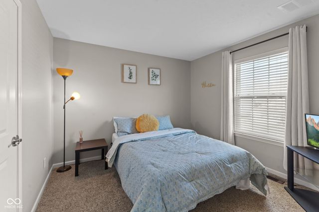 2927 Welcome Way, Greenwood, IN 46143