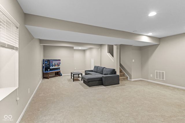 2927 Welcome Way, Greenwood, IN 46143