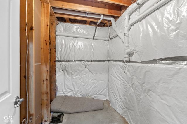 2927 Welcome Way, Greenwood, IN 46143