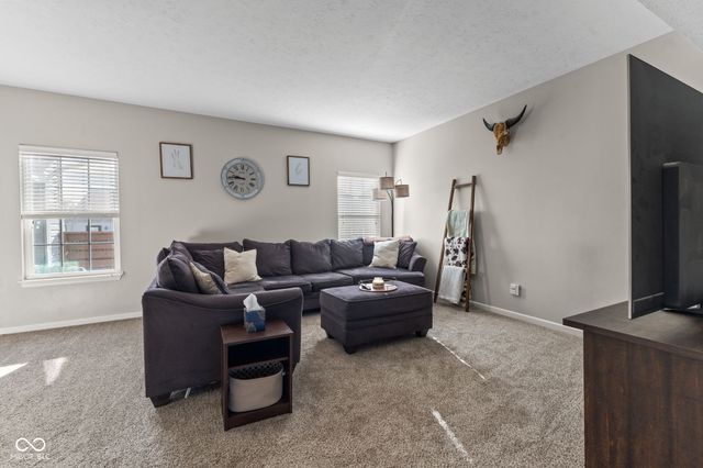 2927 Welcome Way, Greenwood, IN 46143