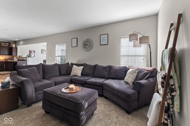 2927 Welcome Way, Greenwood, IN 46143