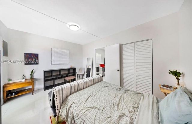 669 NW 28th Street 6, Miami, FL 33127