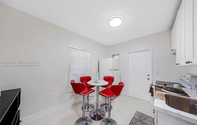 669 NW 28th Street 6, Miami, FL 33127