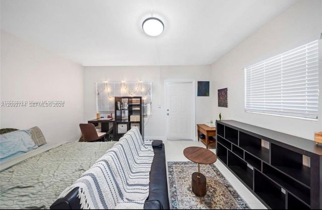 669 NW 28th Street 6, Miami, FL 33127