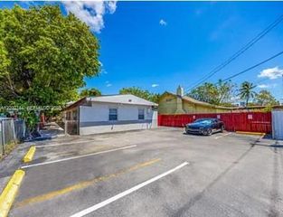 669 NW 28th Street 6, Miami, FL 33127