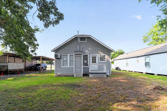 320 E Murrill Street, Baytown, TX 77520