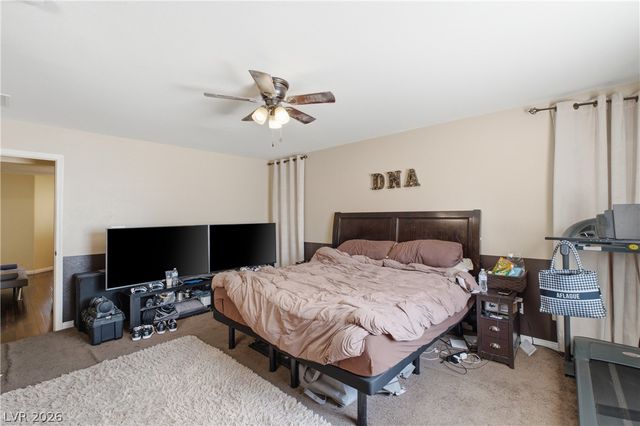 8051 Maple Park Street, Las Vegas, NV 89131