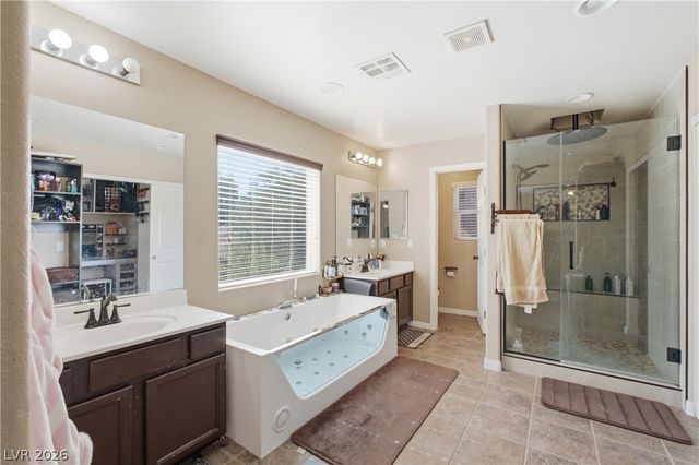 8051 Maple Park Street, Las Vegas, NV 89131