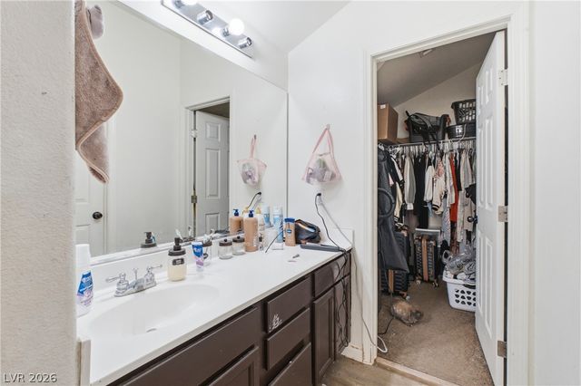 8051 Maple Park Street, Las Vegas, NV 89131