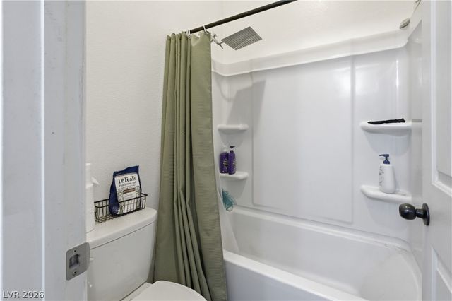 8051 Maple Park Street, Las Vegas, NV 89131