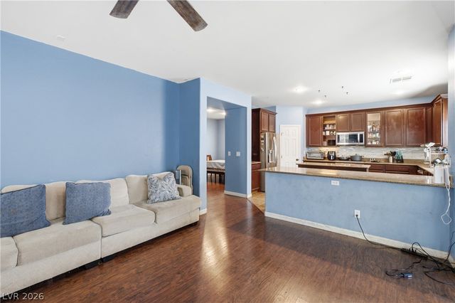 8051 Maple Park Street, Las Vegas, NV 89131