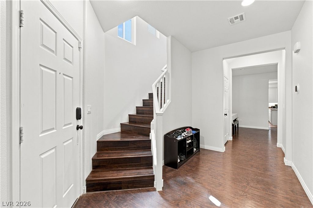 8051 Maple Park Street, Las Vegas, NV 89131 — photo 2