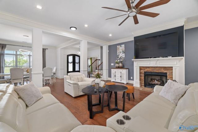 25 Bannut Court SW, Huntsville, AL 35824