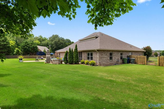 25 Bannut Court SW, Huntsville, AL 35824