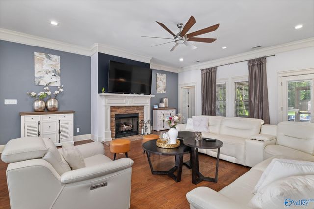 25 Bannut Court SW, Huntsville, AL 35824