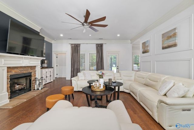 25 Bannut Court SW, Huntsville, AL 35824