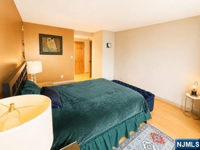 770 Anderson Avenue 6R, Cliffside Park, NJ 07010