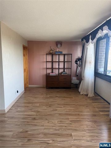 770 Anderson Avenue 6R, Cliffside Park, NJ 07010