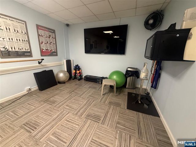 770 Anderson Avenue 6R, Cliffside Park, NJ 07010