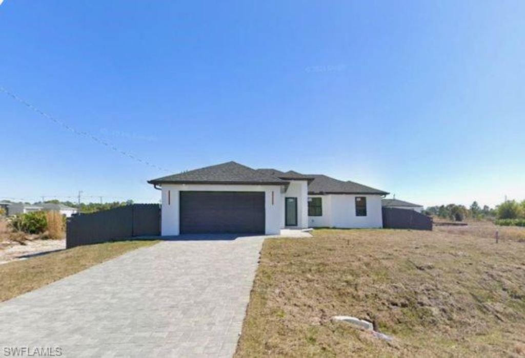 913 Mildred AVE S, Lehigh Acres, FL 33974