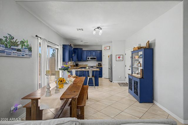 2845 E FREMONT Road, Phoenix, AZ 85042
