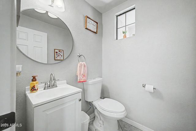 2845 E FREMONT Road, Phoenix, AZ 85042