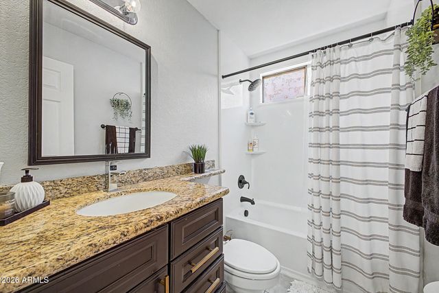 2845 E FREMONT Road, Phoenix, AZ 85042