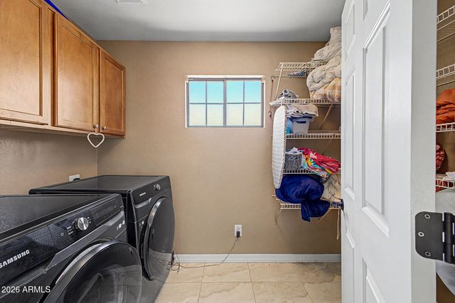 2845 E FREMONT Road, Phoenix, AZ 85042