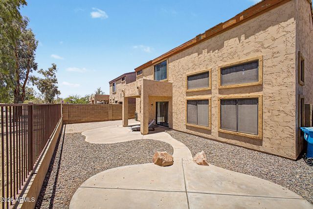 2845 E FREMONT Road, Phoenix, AZ 85042