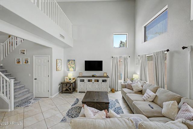 2845 E FREMONT Road, Phoenix, AZ 85042