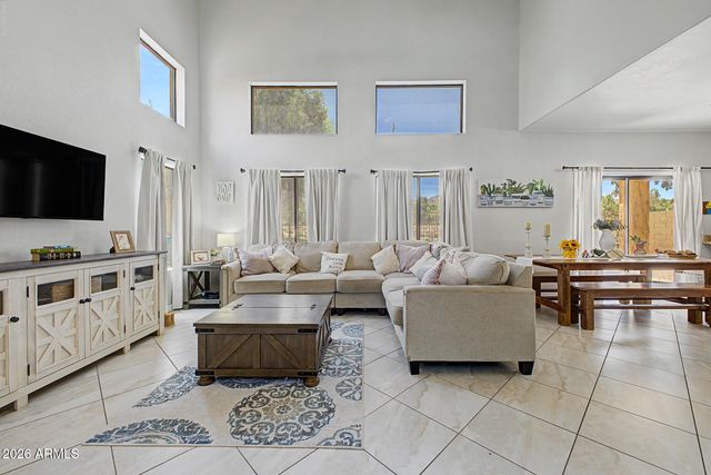 2845 E FREMONT Road, Phoenix, AZ 85042