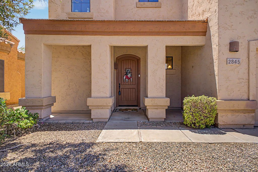 2845 E FREMONT Road, Phoenix, AZ 85042 — photo 2