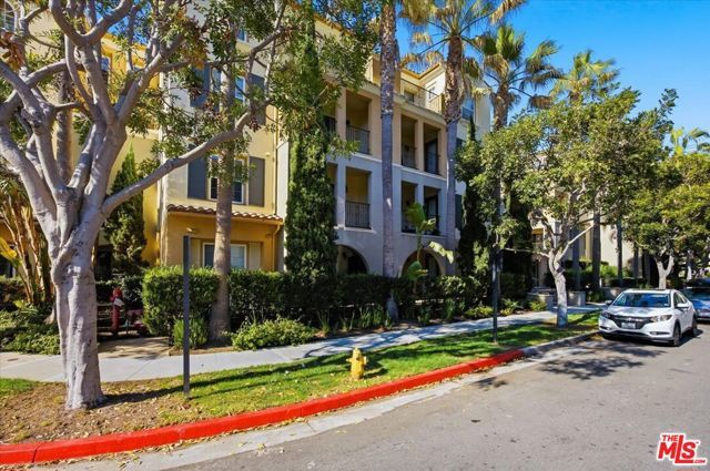 12975 Agustin Place 335, Los Angeles, CA 90094
